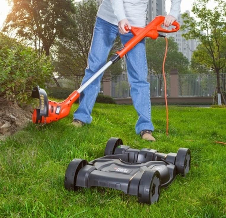 https://media.karousell.com/media/photos/products/2022/9/20/black__decker_lawn_mower_1663669557_077ebf2e_progressive.jpg