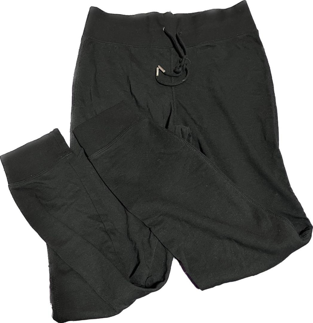Black Sweatpants/Jogger Pants (Category: Other Bottoms) located in Quezon City. Submitted by lavatopia (Listing ID 1186082275, Image 1). Description: - fits s-m frames.