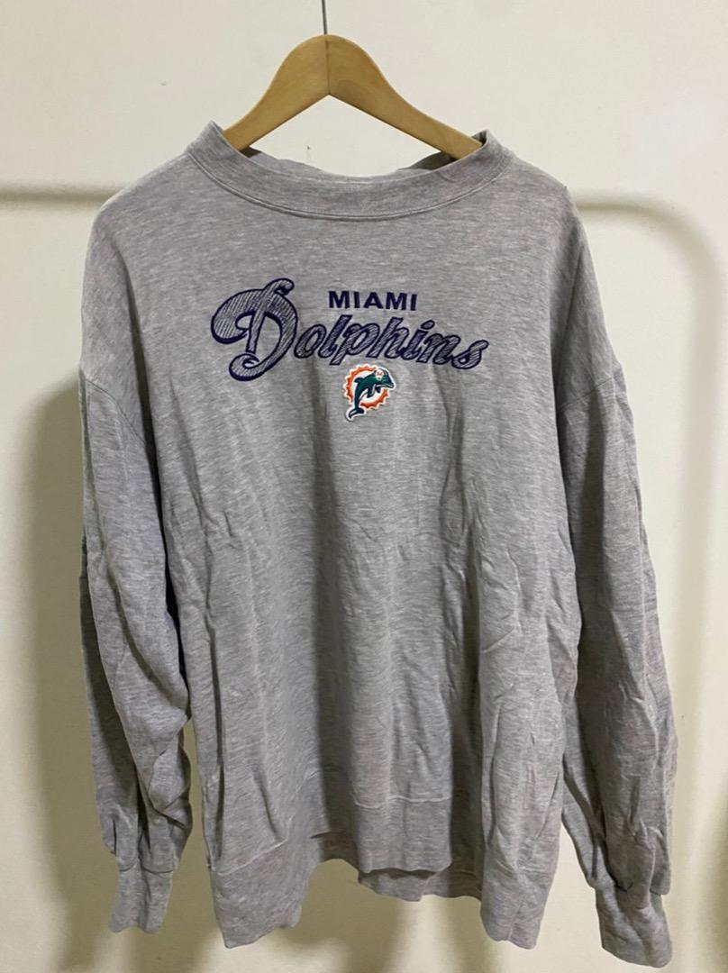Bundle / Preloved (Category: Hoodies) located in Petaling Jaya. Submitted by phetskoolz (Listing ID 1186067755, Image 1). Description: beli rm50 keatas akan dapat free delivery Pit : 25 inch Length : 29 inch barang baru buka dari guni. masih dalam keadaan baik. boleh refer gambar . .