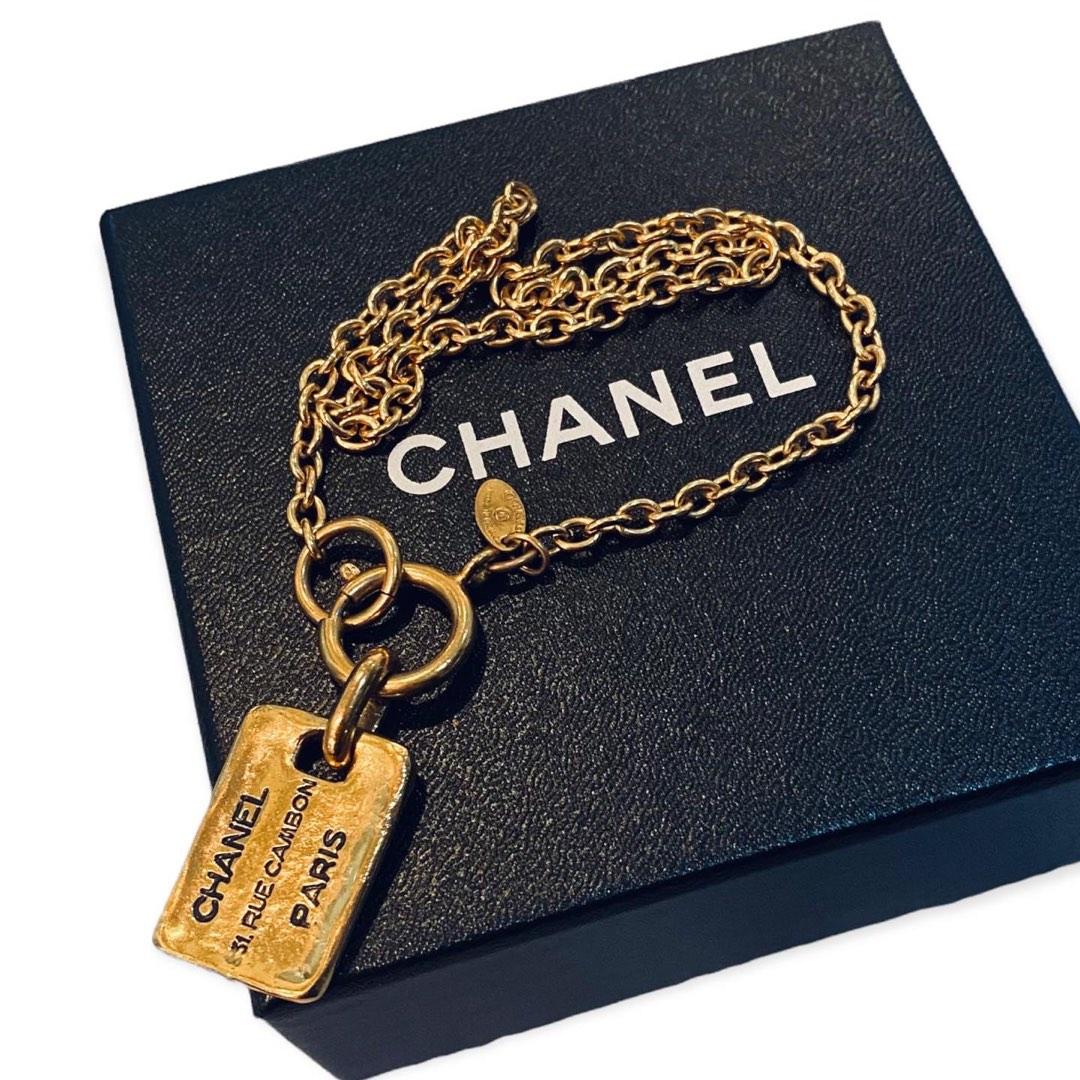 Chanel rue top de paris necklace