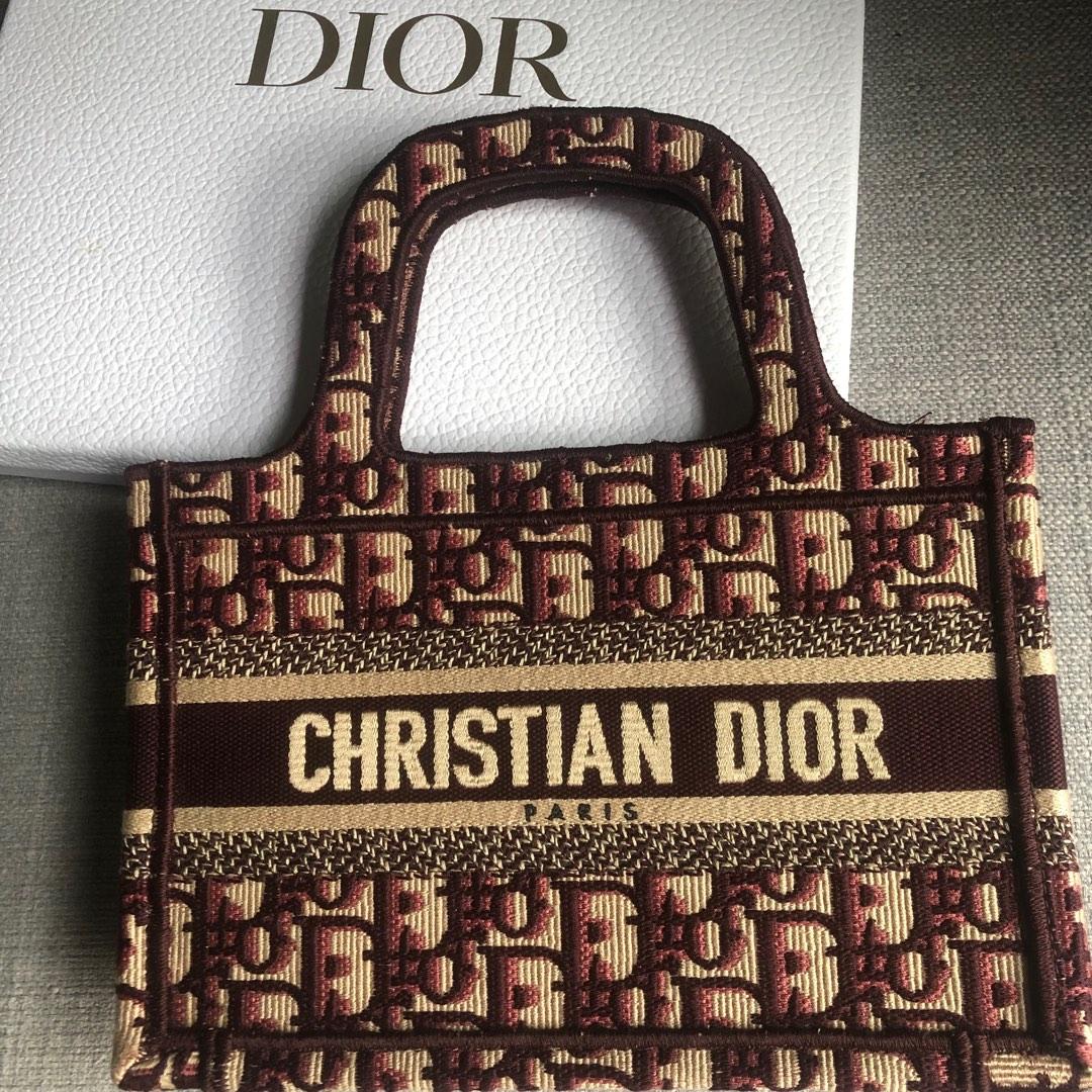 Dior Large Book Tote Bag Large Book Tote Ecru and Blue Dior Oblique  Embroidery, Luxury, Bags & Wallets on Carousell