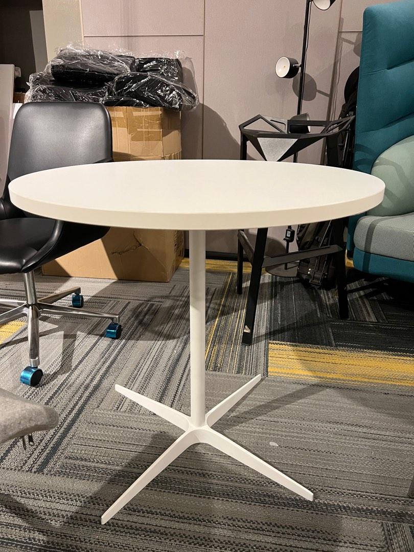 Designer coffee table discussion table (display set), Furniture & Home