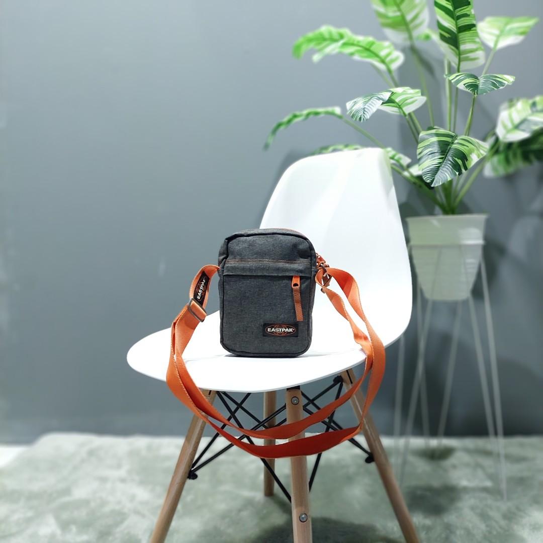 Eastpack tas 2025
