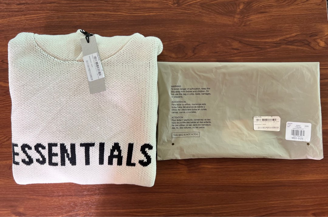 Fear of God Essentials Knit Hoodie (FW20) Cream, 男裝, 上身及套裝, 衛衣 Carousell