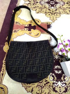 (Category: ) located in . Submitted by syashop_preloved (Listing ID 1185981350, Image 1). Description: .