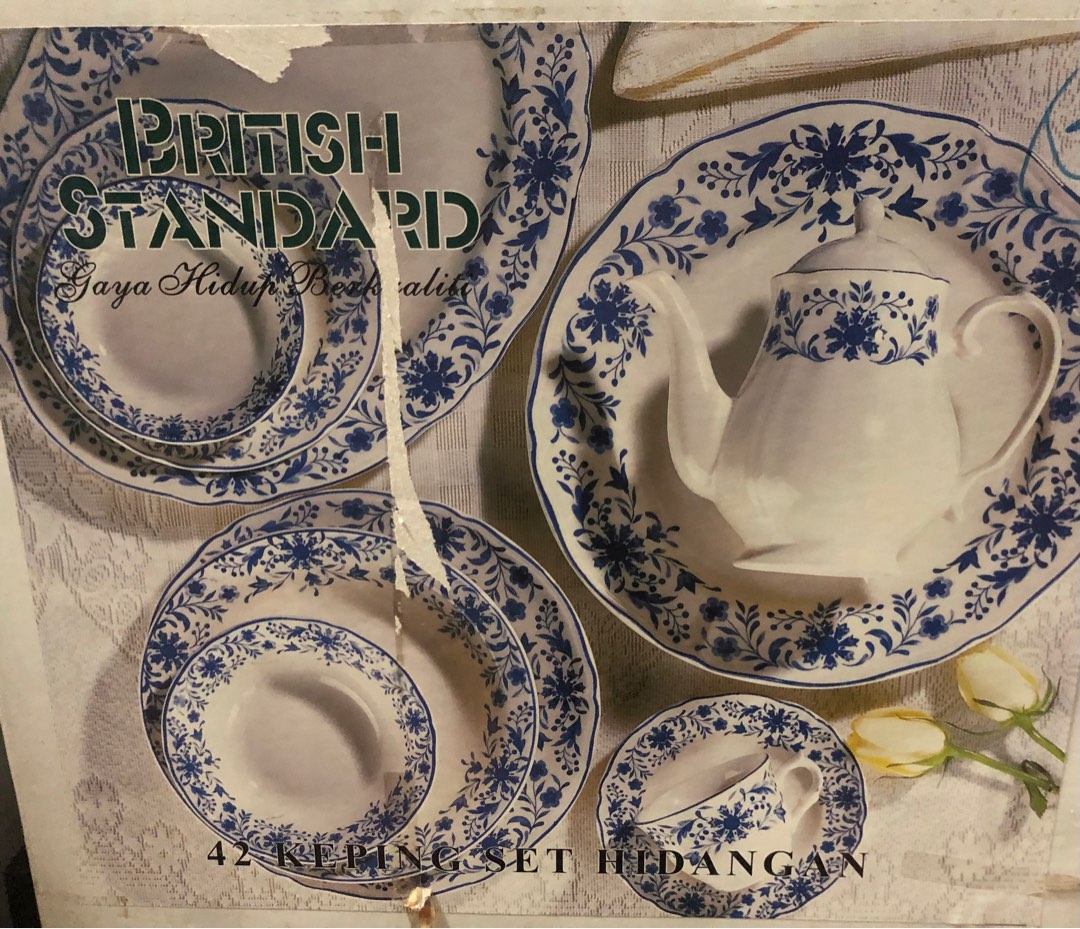 Crockery 42 piece British Standard Dinner set, TV & Home Appliances