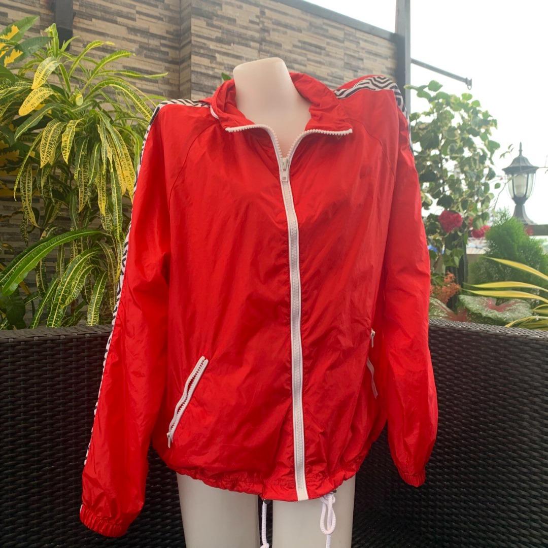 80s Red Color Block Windbreaker Hoodie - Men's Medium – Flying