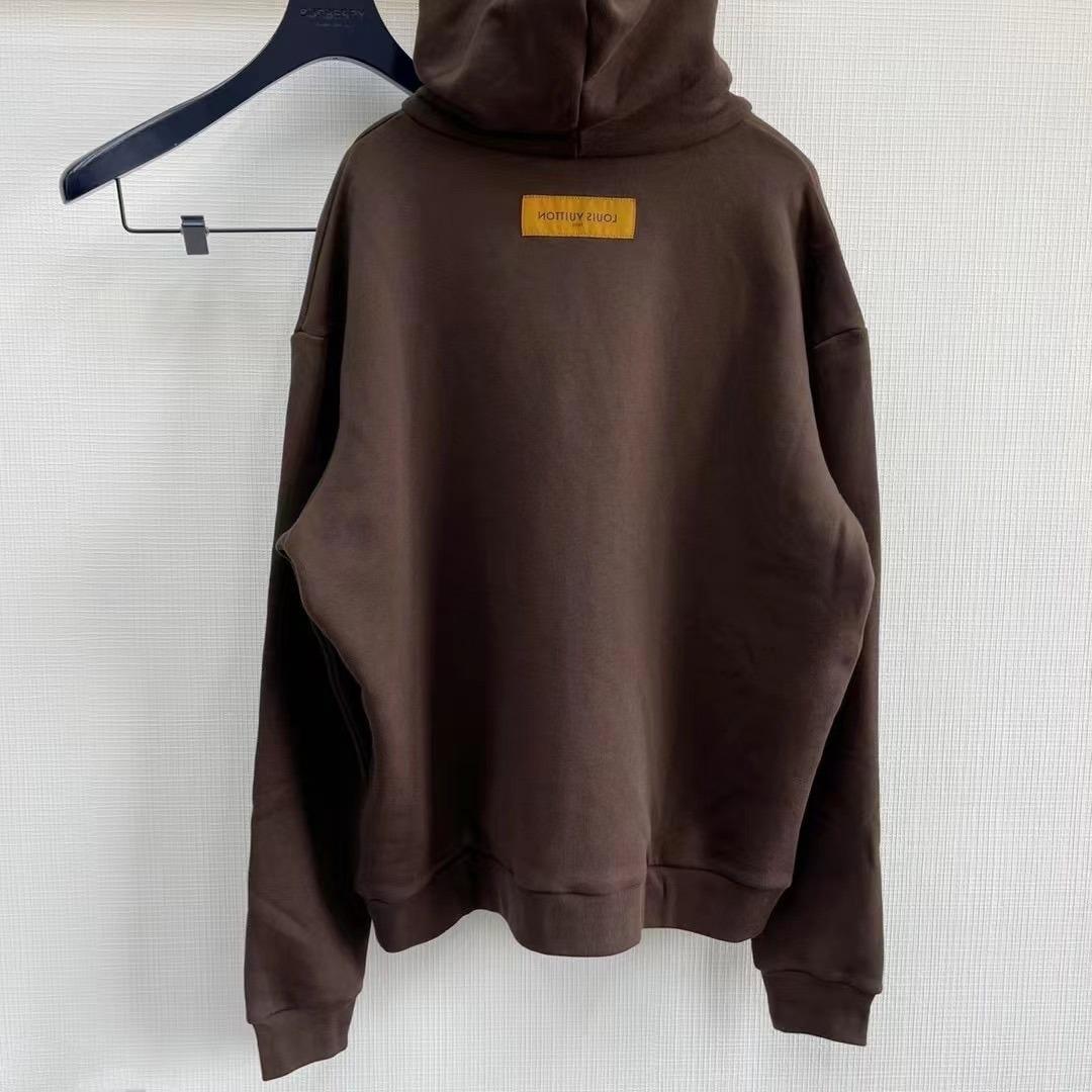 Louis Vuitton Graphic Bee Patched Hoodie Dark BROWN. Size Xs