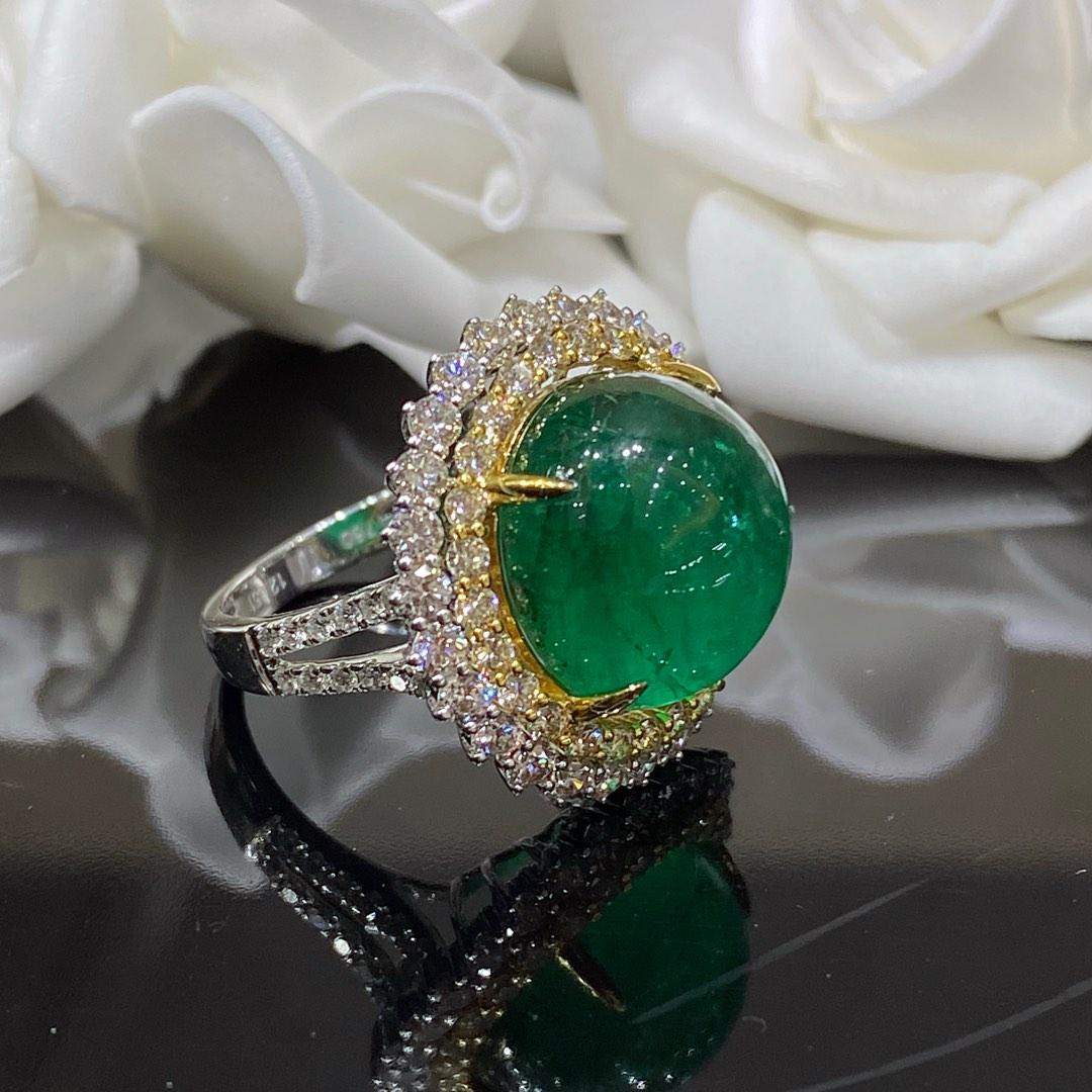 VALUE BUY CERTIFIED INTENSE GREEN emerald ring 12.65 carats