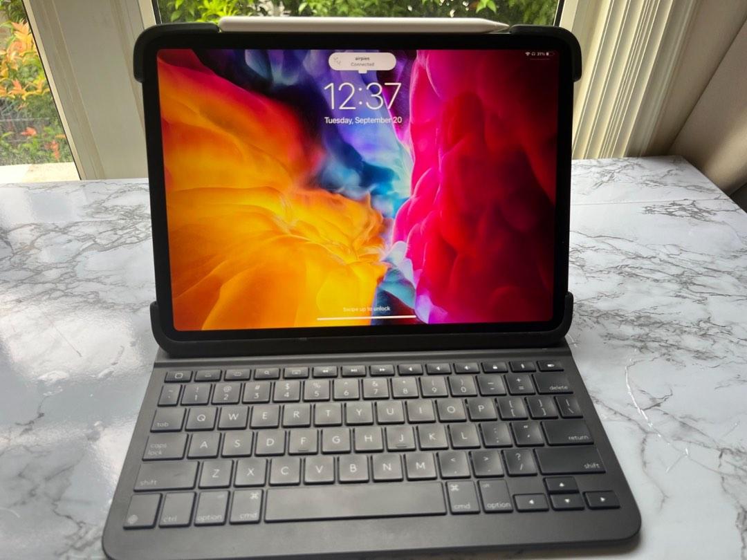iPad Pro + Logitech keyboard + Apple pencil, Mobile Phones & Gadgets
