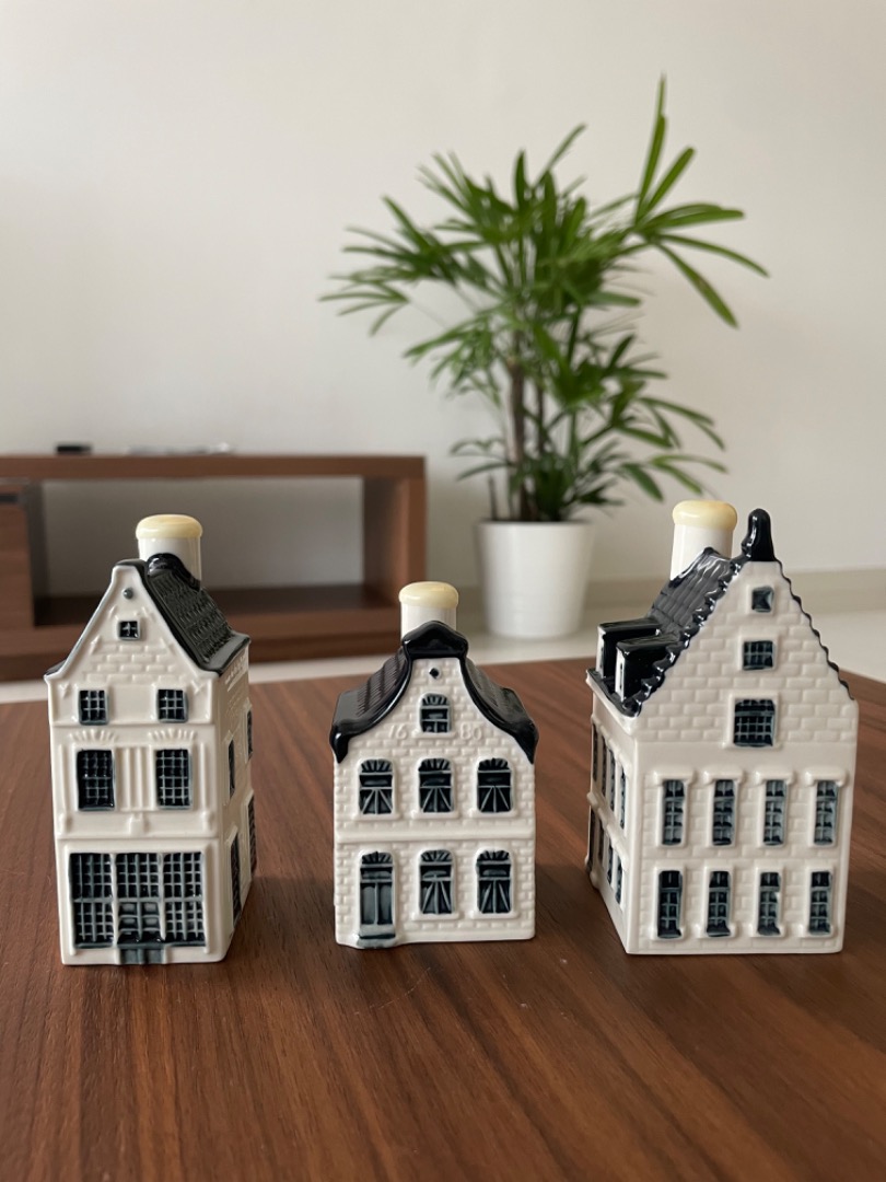 KLM Houses, Hobbies & Toys, Memorabilia & Collectibles, Vintage
