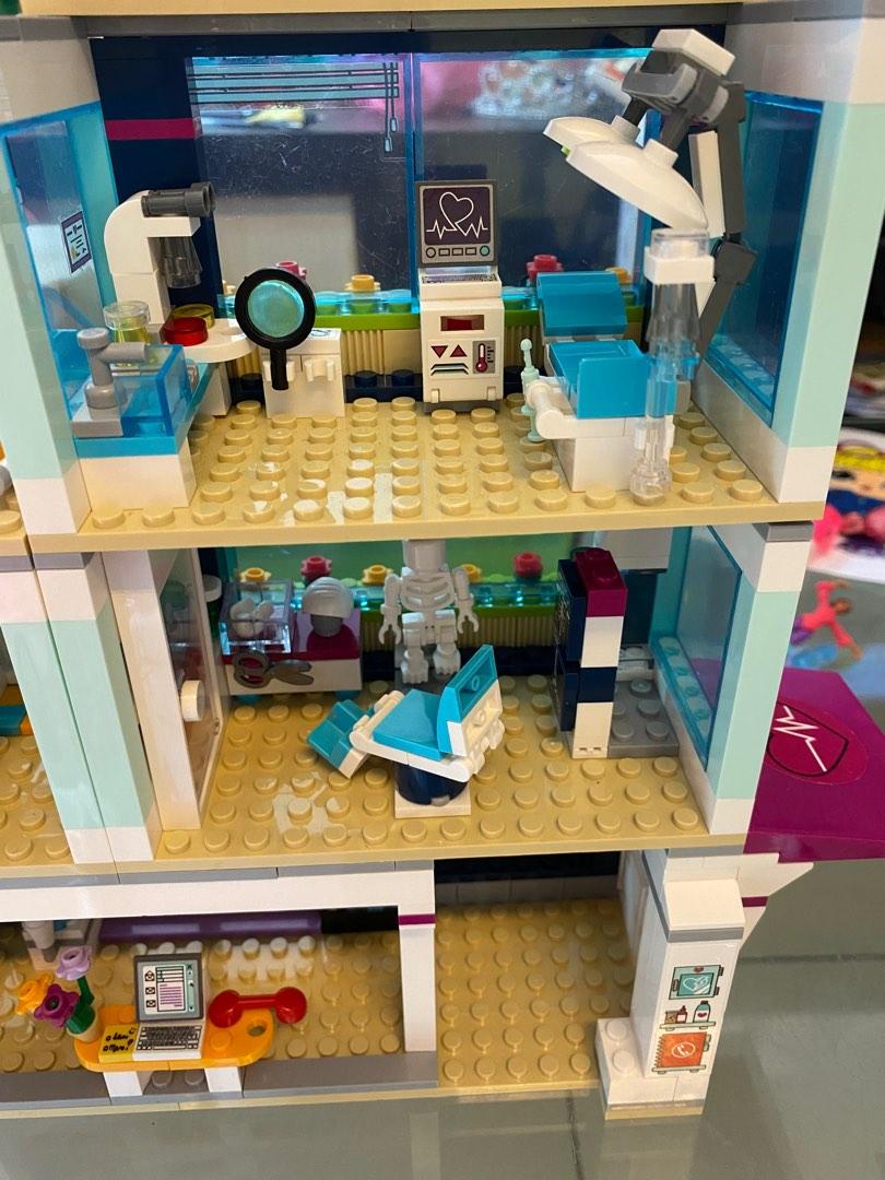 Old best sale lego hospital