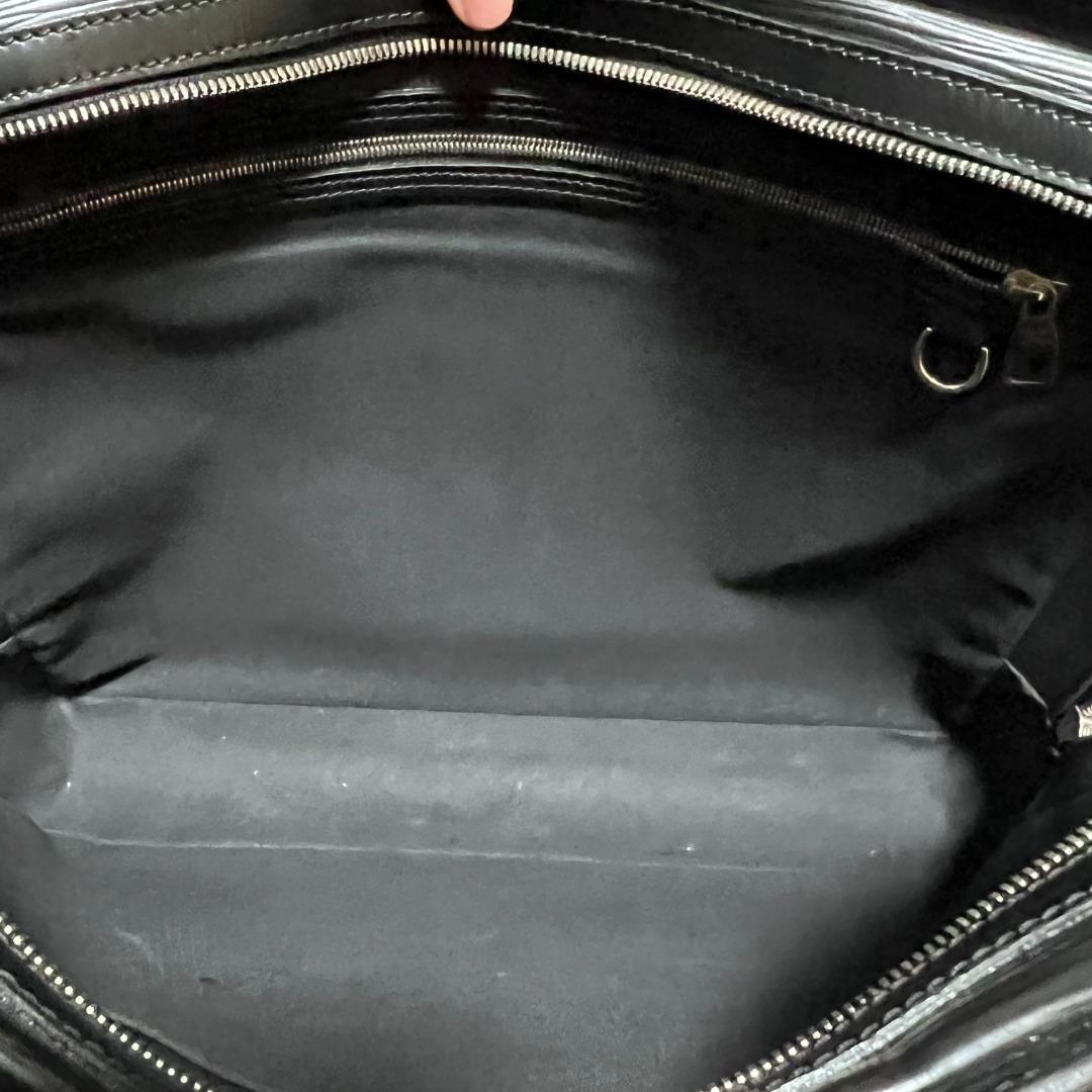 Louis Vuitton Epi Bassano GM - Black Briefcases, Bags - LOU799401