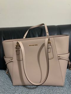 （分類：）位於 。 由 yysasa 提交（商品編號 1186033678，圖片 1）。簡介： 。