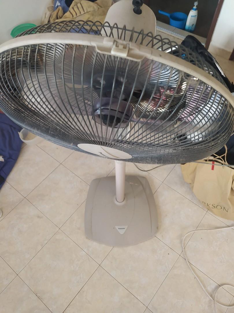 Panasonic stand fan, Furniture & Home Living, Lighting & Fans, Fans on