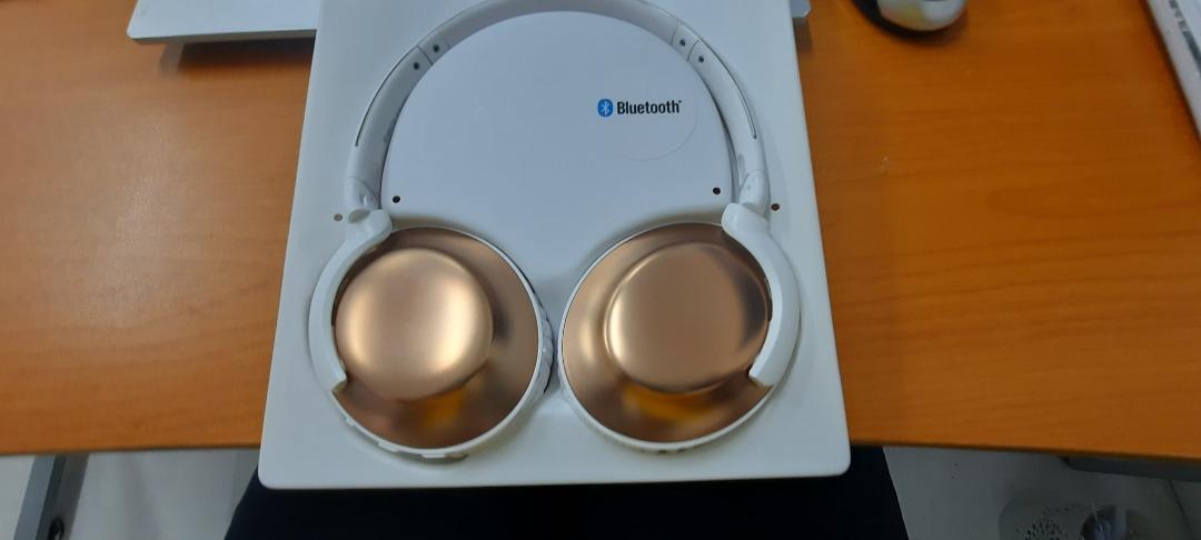 Philips everlite wireless headphones 2025