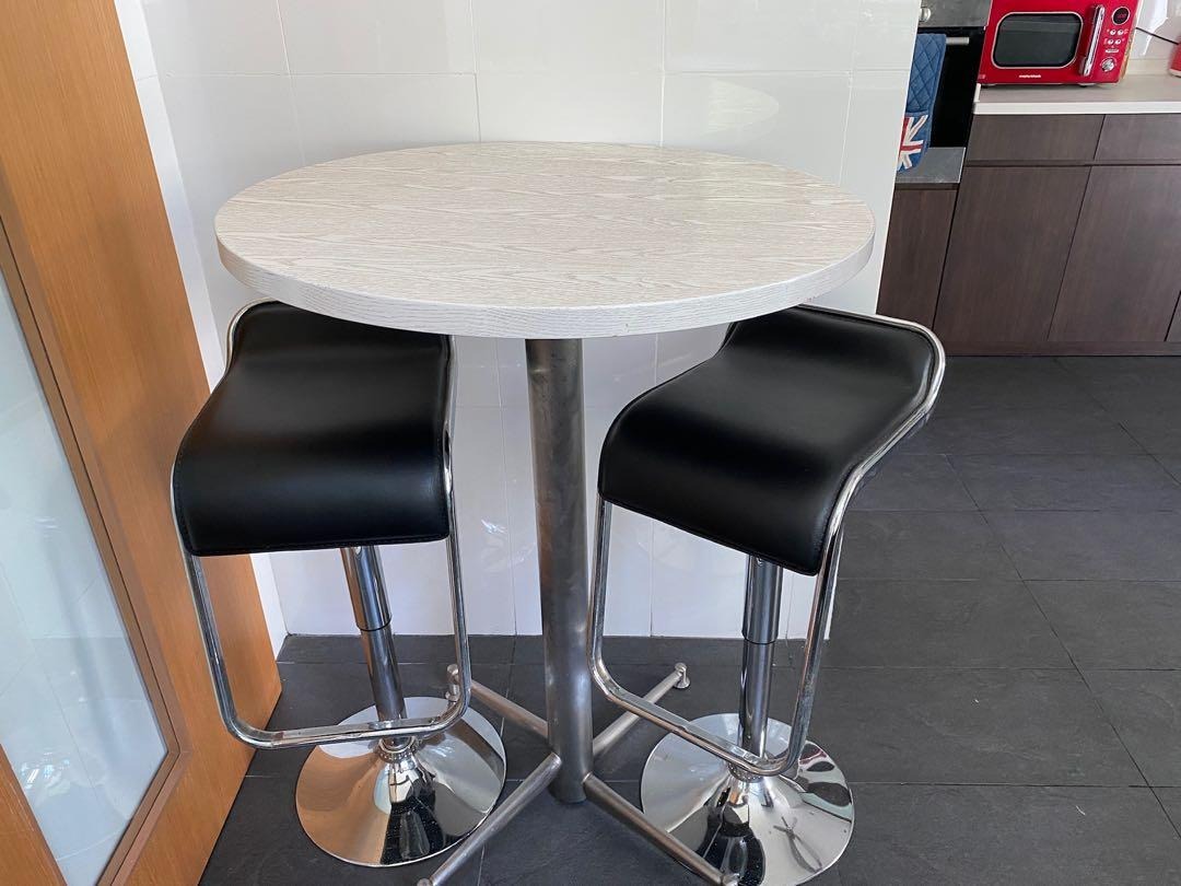 Picket and rail bar table and 2 stools, Furniture & Home Living