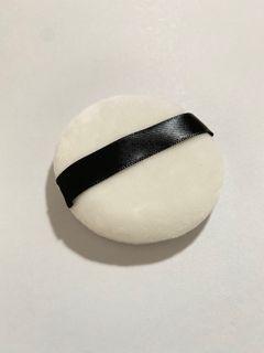 Powder puff