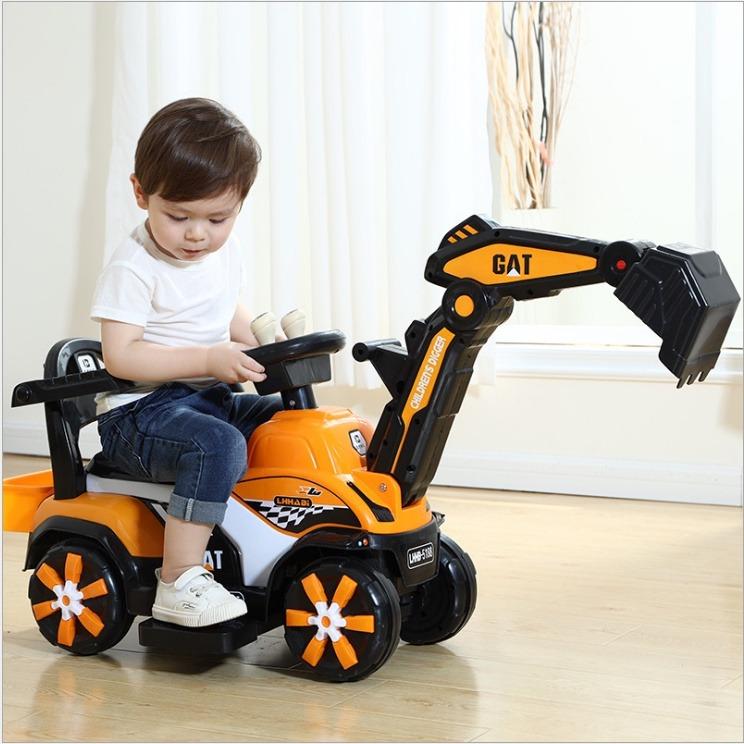 Hand outlet operated digger
