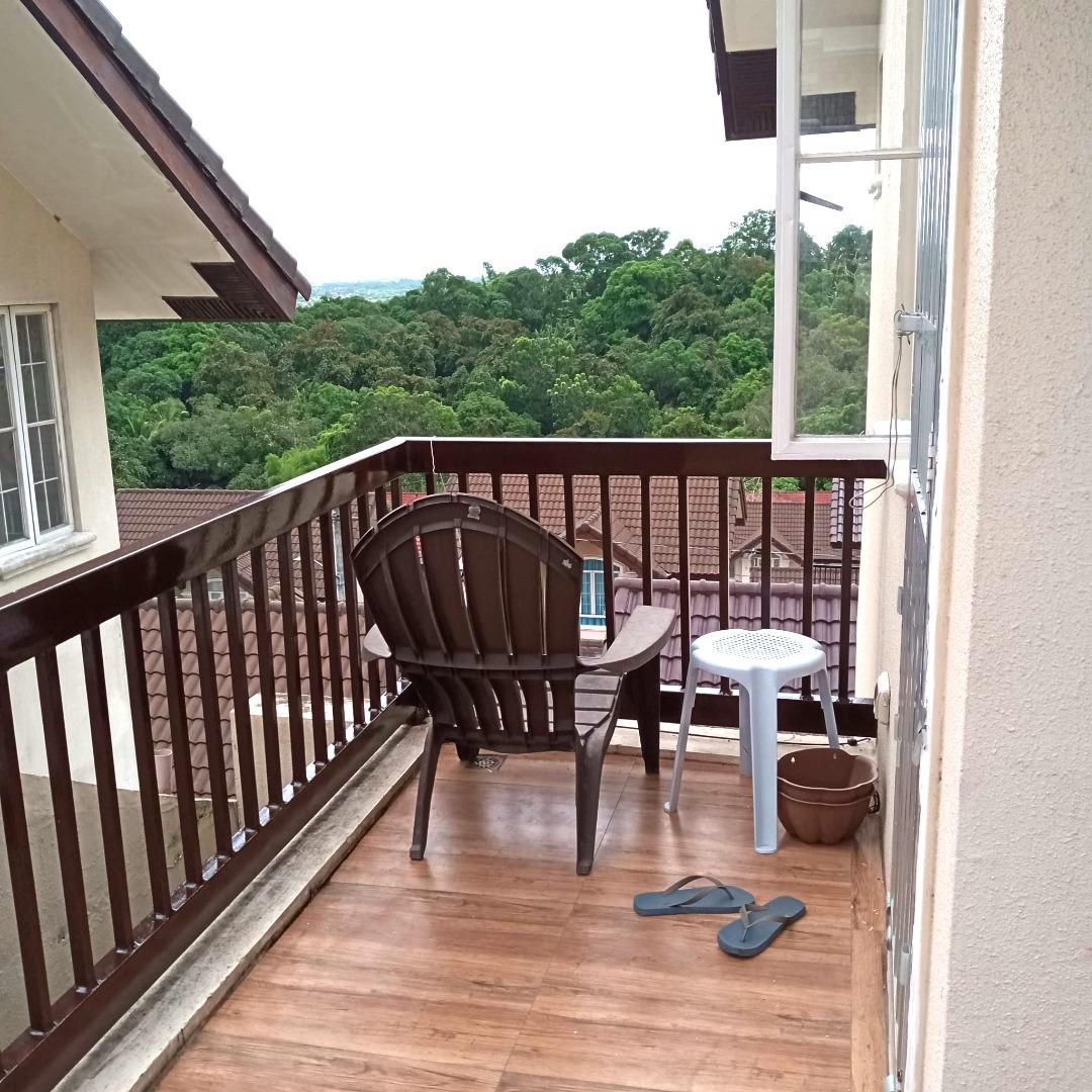 RUSH SALE Single Detached 2 Storey House & Lot with balcony, garage in