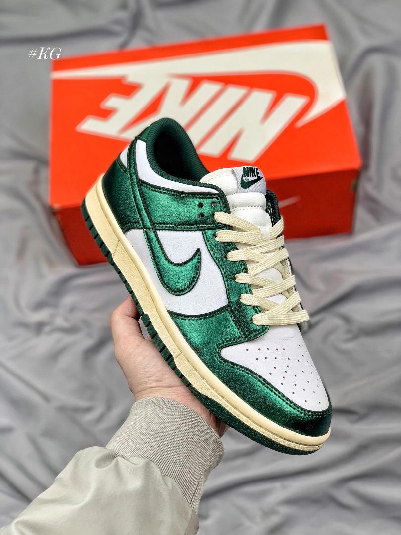 SB Dunk Low