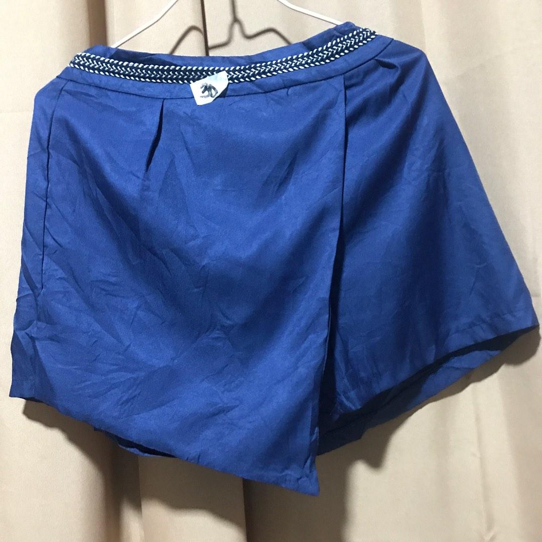SKORTS, Women's Fashion, Bottoms, Shorts on Carousell