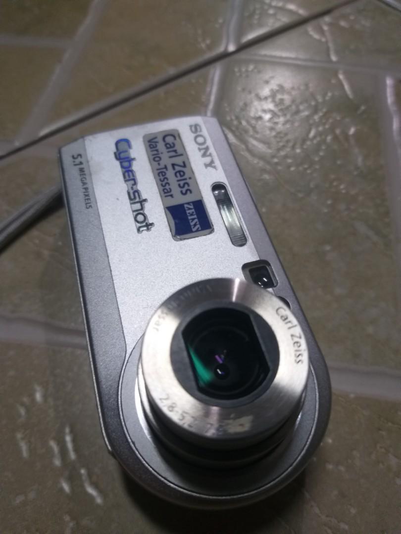 Sony Cybershot 5.1 MP /Carl Zeiss Vario Tessar, Photography, Cameras