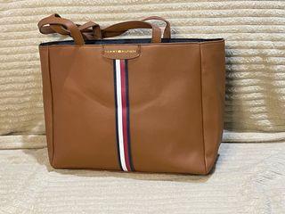 Tommy Hilfiger Large tote