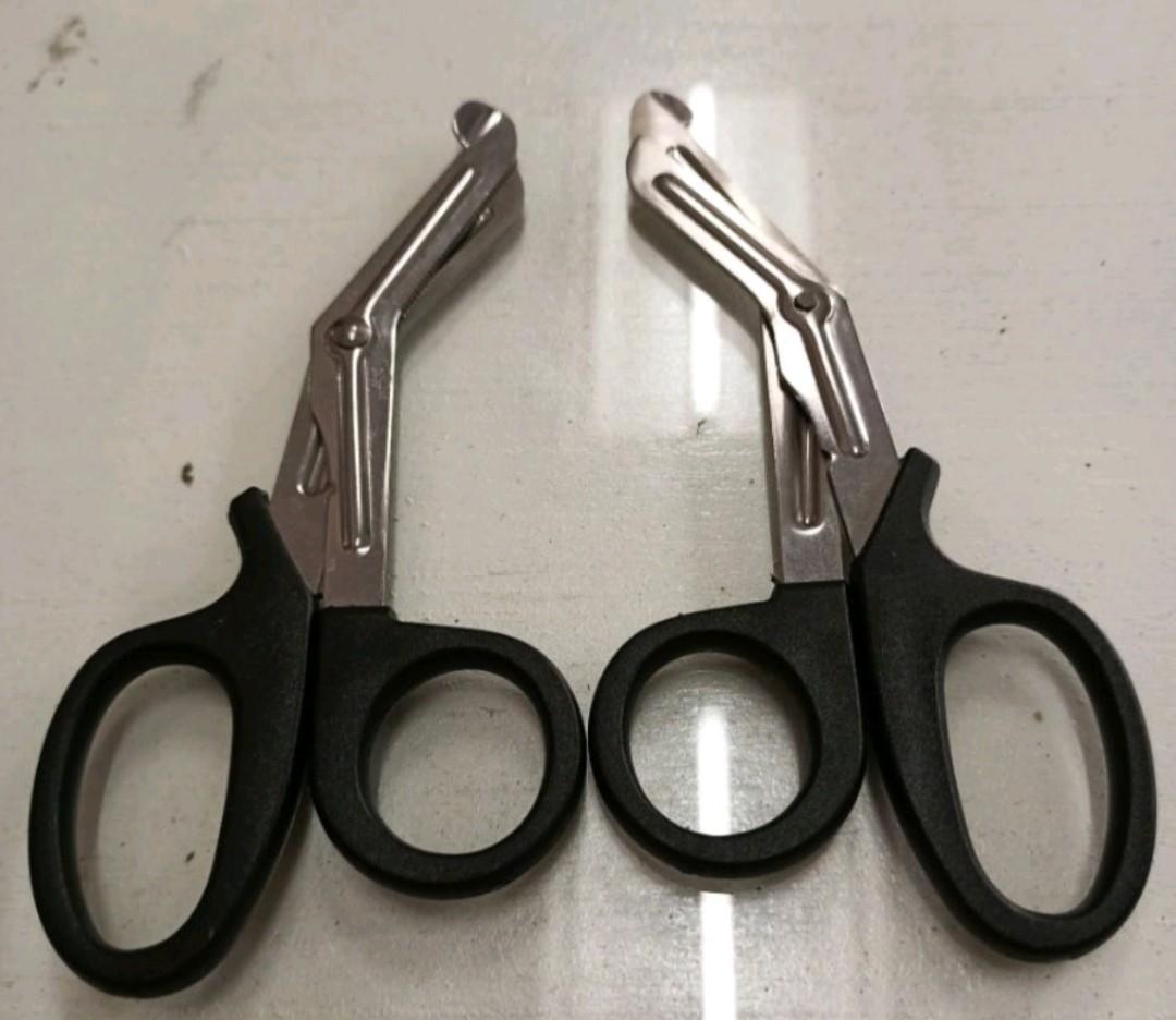 Trauma Shears/Power Scissor, Health & Nutrition, Medical Supplies