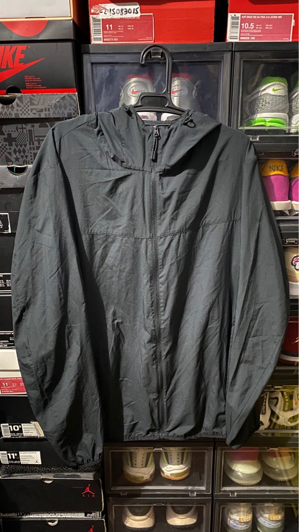 Uniqlo Packable Parka, Men's Fashion 