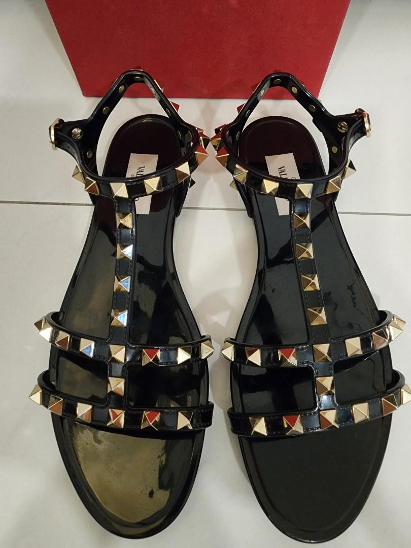 Valentino garavani rockstud 2025 pvc gladiator sandals