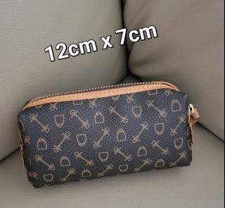 （分類：）位於 。 由 kityuk912 提交（商品編號 1185923009，圖片 1）。簡介： 。
