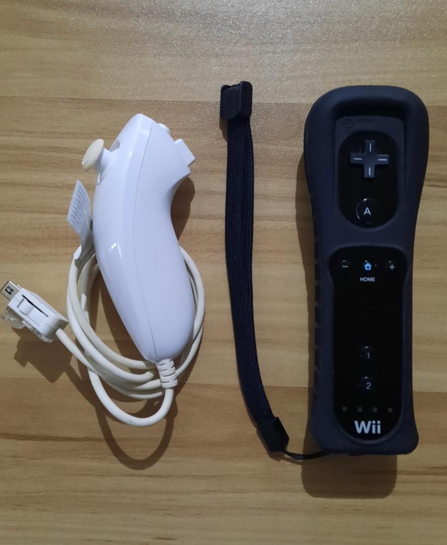 Wii mote + Nunchuck (authentic), Video Gaming, Gaming Accessories