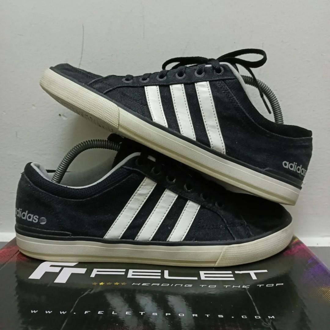 Adidas top label neo