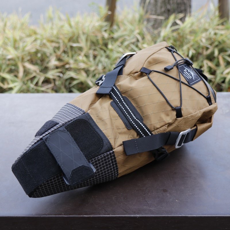 全新) ( 日版) RAWLOW MOUNTAIN BIKE' N HIKE BAG X-PAC COYOTE