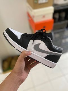 (Category: ) located in . Submitted by afsneakers (Listing ID 1186182543, Image 1). Description: .
