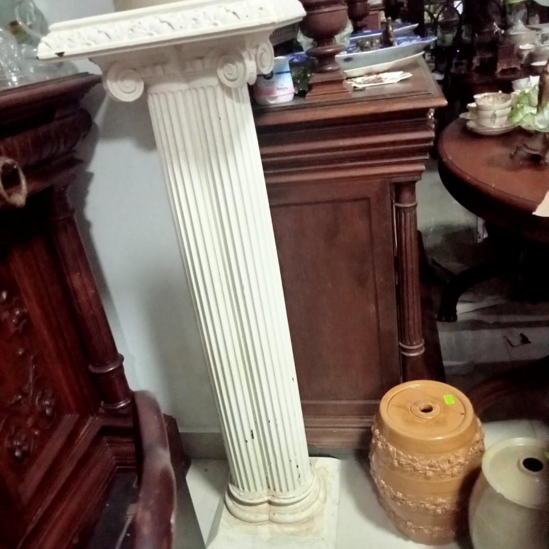 Antique Pedestal Stand, Hobbies & Toys, Collectibles & Memorabilia