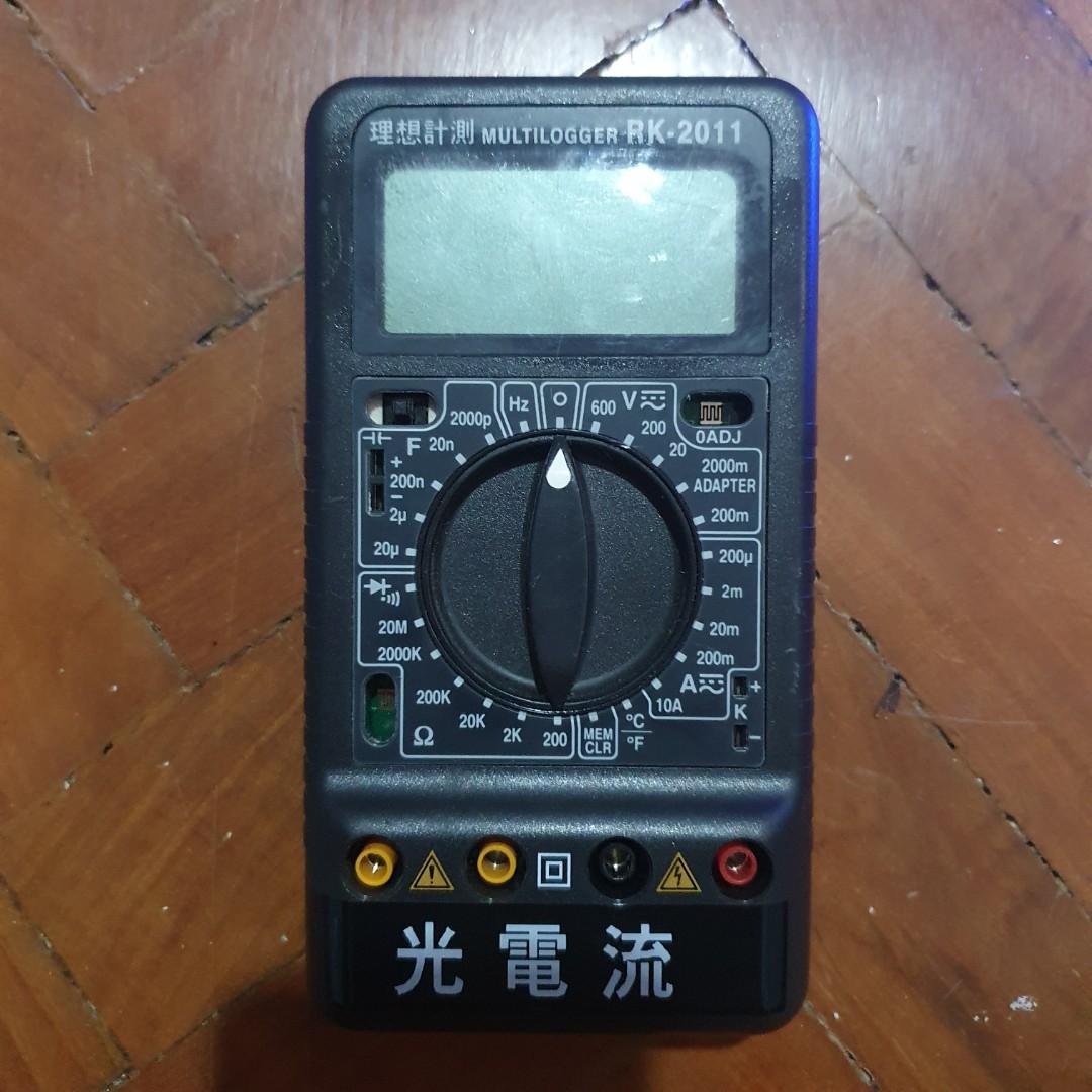 AS IS Digital Multi Logger Multi Volt Meter 12V Charger Needed NOT as-is-digital-multi-logger-multi-volt-meter-12v-charger-needed-not