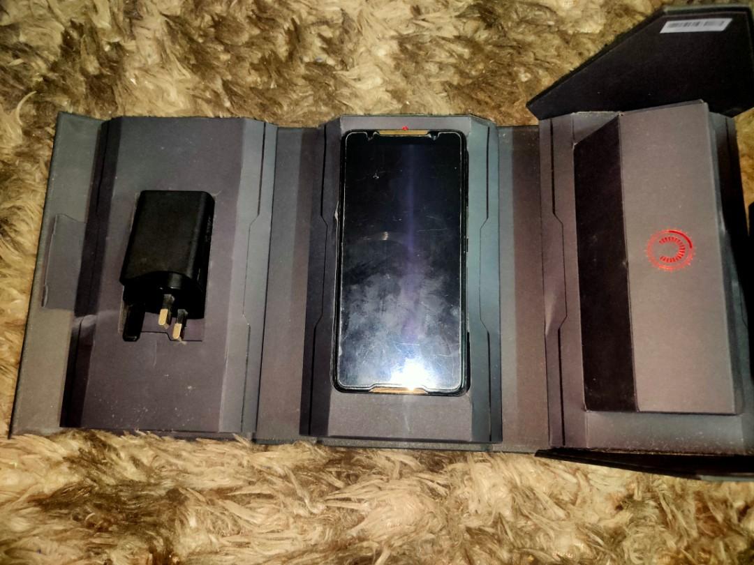 ASUS ROG PHONE 1, Mobile Phones & Gadgets, Mobile Phones, Android