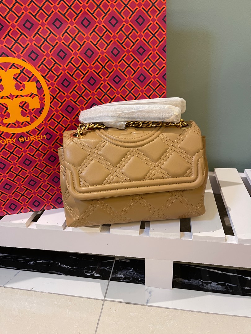 Authentic Tory Burch tiramisu soft Fleming crossbody bag handbag, Luxury,  Bags & Wallets on Carousell