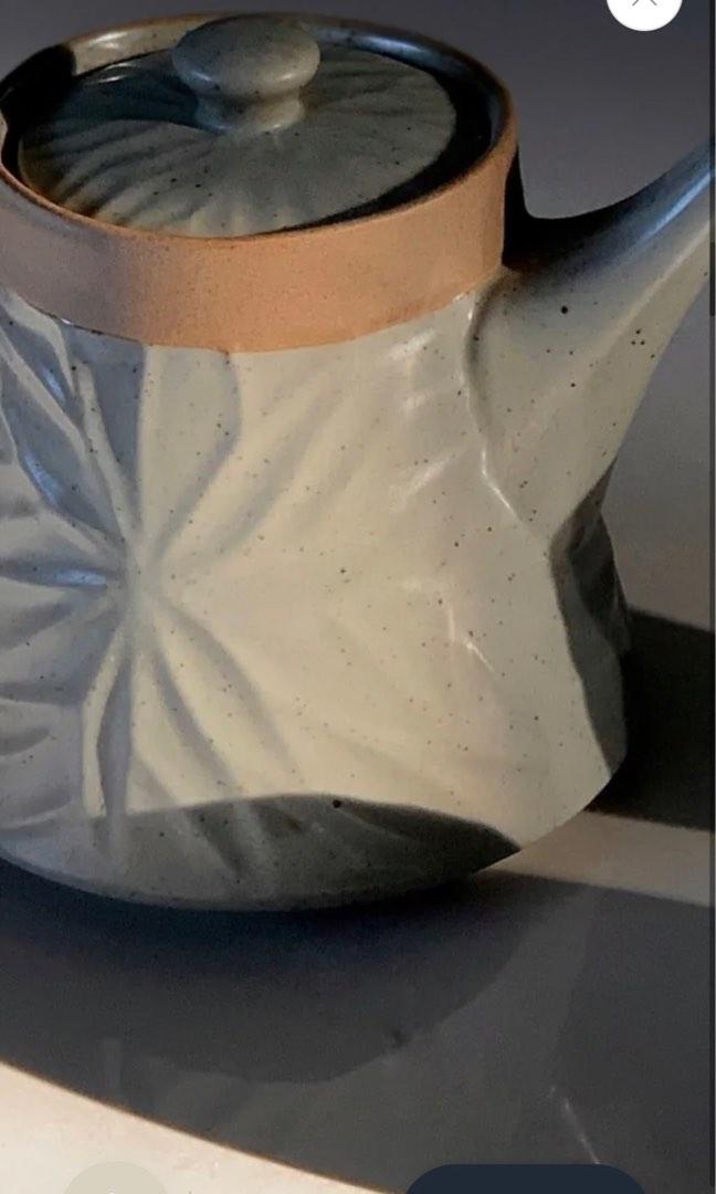 Base Piece Panoplia Teapot, Furniture & Home Living, Kitchenware