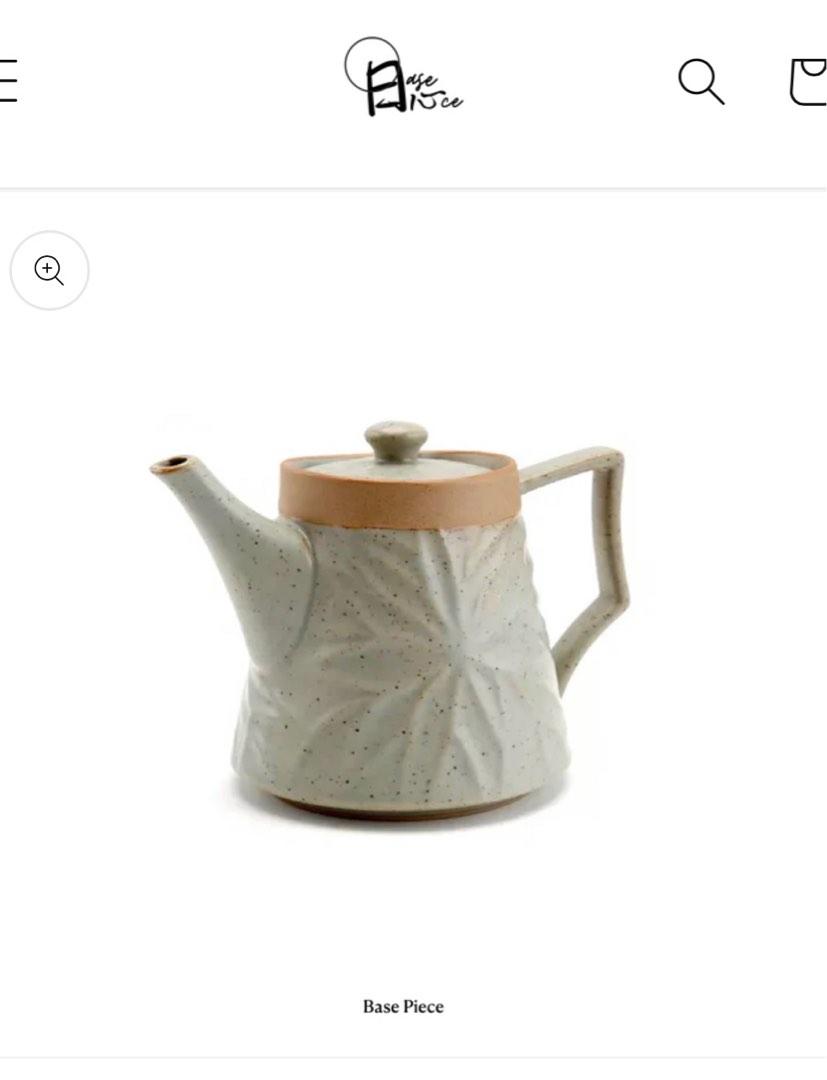 Base Piece Panoplia Teapot, Furniture & Home Living, Kitchenware