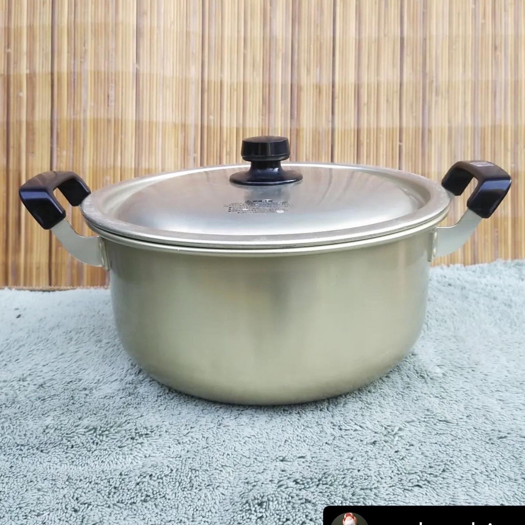 https://media.karousell.com/media/photos/products/2022/9/21/big_cooking_pot_1663757775_9585b4d4.jpg