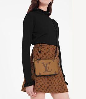 Louis Vuitton Double Zip Pochette Reverse Monogram Giant at