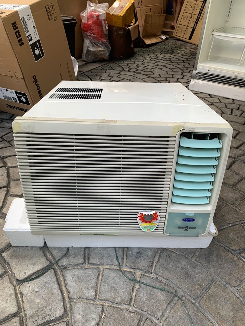 Carrier 1.5HP Manual Aircon in Very Good Used Condition, TV & Home Appliances, Air Conditioning