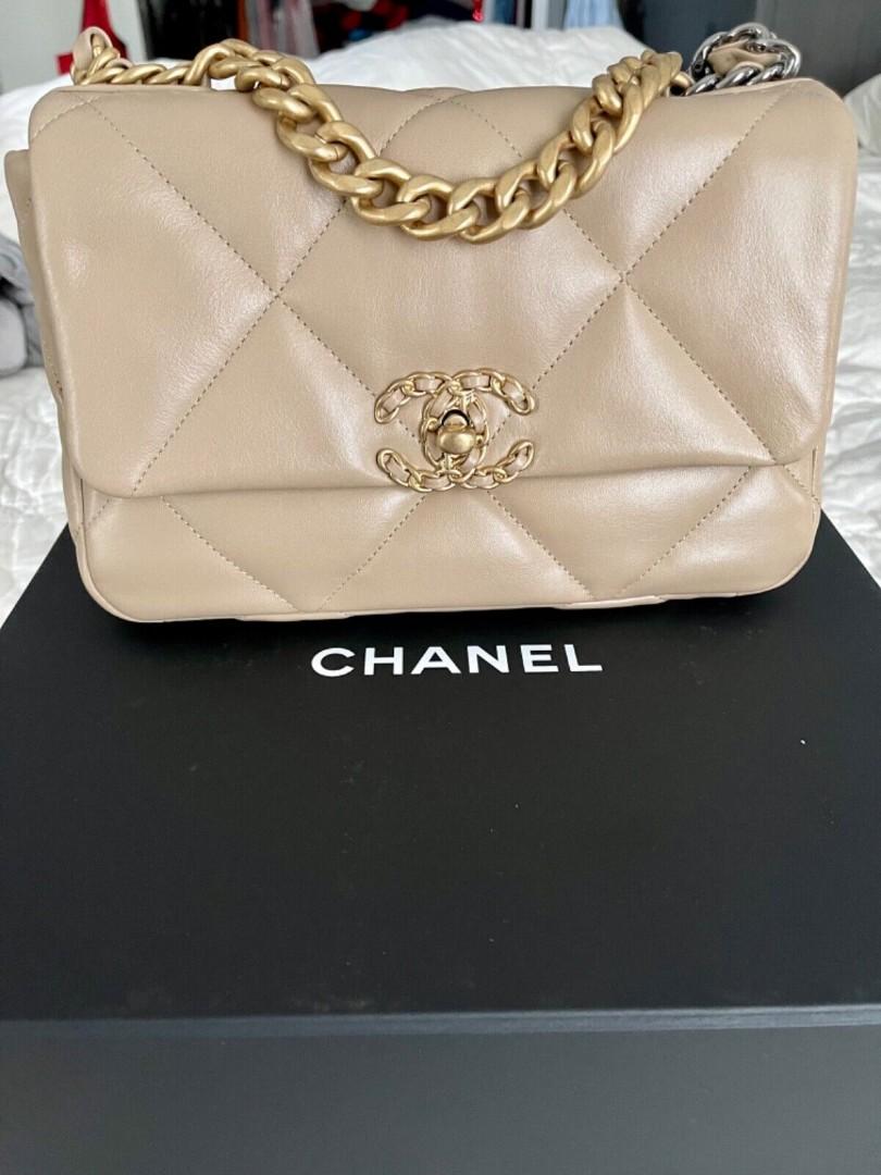 Chanel 19 online 26 cm