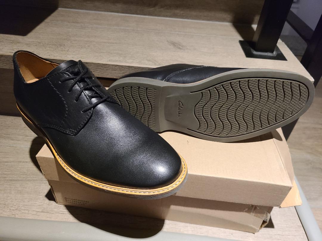 CLARKS Men s Atticus Lace Leather Derby Lace Up Oxford shoe. Black