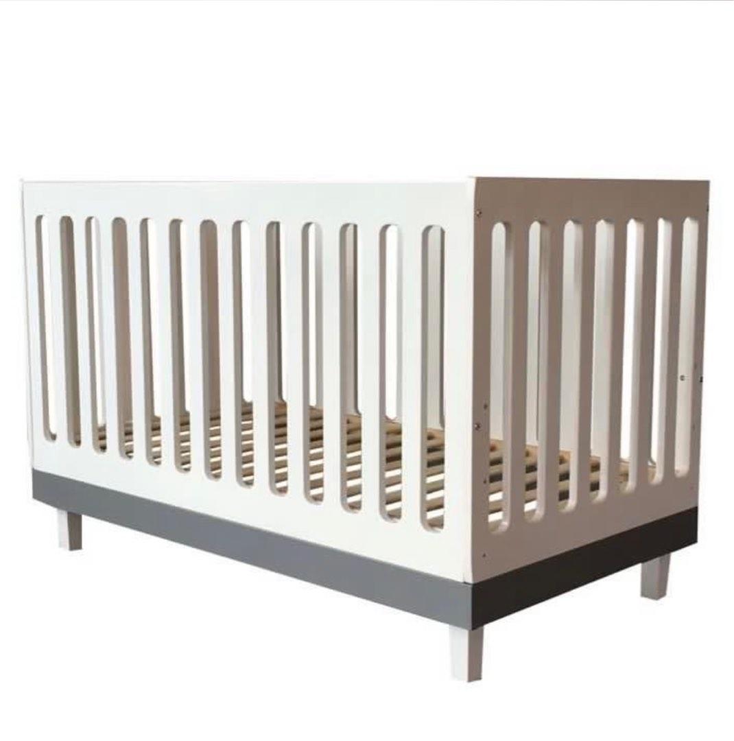 Cuddle Bug Madison Crib, Babies & Kids, Baby Nursery & Kids Furniture