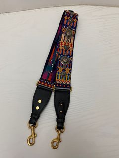（分類：）位於 。 由 lingkwokling 提交（商品編號 1186276359，圖片 1）。簡介： 。