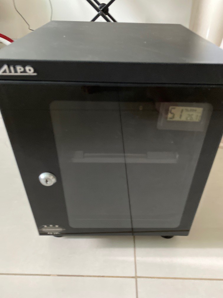 Dry for Camera / Lens, Furniture & Home Living, Furniture